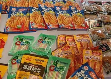 開學季 校園周邊“五毛食品”為何人人喊打？豆制品銷售面臨挑戰